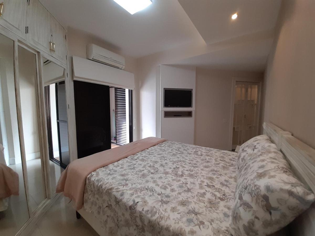 Lindo Flat No Edificio Cosmopolitan, Com Garagem E Piscina Lejlighed Santos  Eksteriør billede